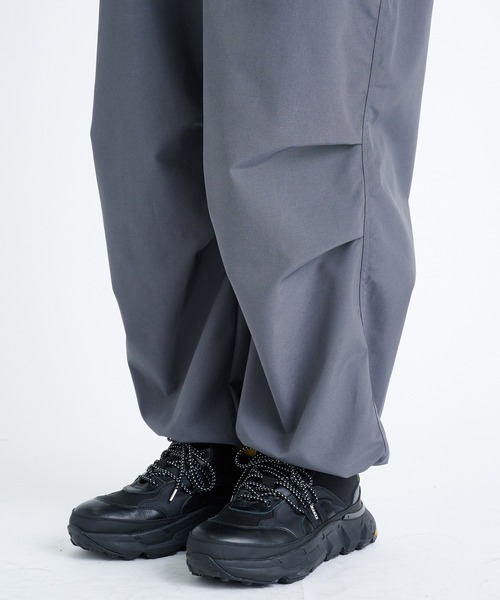 STUDIOUS（ステュディオス）の「BELSETA パラシュートパンツ（カーゴ