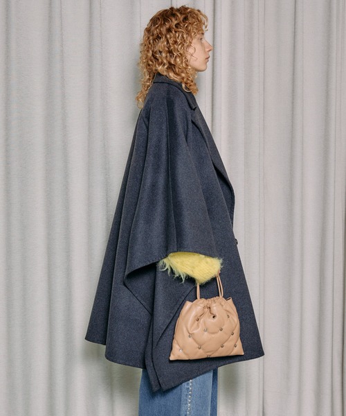 MAISON SPECIAL（メゾンスペシャル）の「Reversibule Sewing Poncho/リバーポンチョ【MAISON SPECIAL/メゾンスペシャル】（ポンチョ・レディース・ブラック/グレー/アイボリー・FREE）」の8枚目の写真