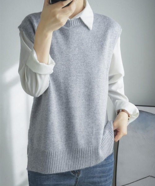 Ritzy(リッツィー)の「サイドスリット入り シンプルニットベスト(ベスト・レディース・ブラック/ダークグレー/ベージュ/グレー・FREE)」の5枚目の写真