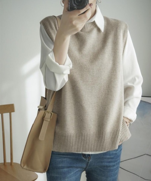 Ritzy(リッツィー)の「サイドスリット入り シンプルニットベスト(ベスト・レディース・ブラック/ダークグレー/ベージュ/グレー・FREE)」の14枚目の写真