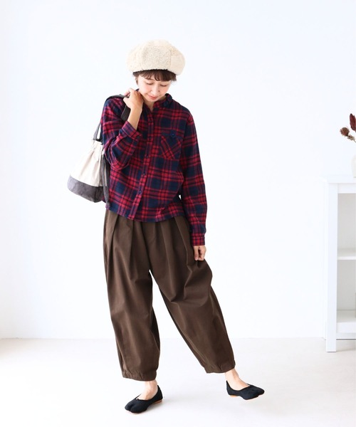 sanpo kuschel（サンポクシェル）の「カントリーなデニム添えワークシャツ（シャツ/ブラウス・レディース・レッド/ネイビー・FREE）」の5枚目の写真
