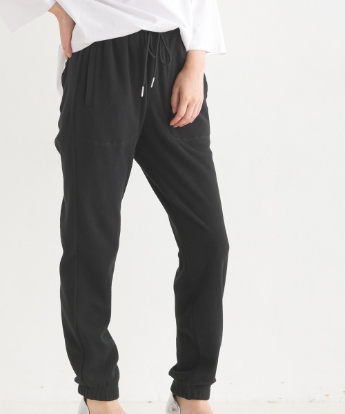 OMNES（オムネス）の「ふわ軽静電気防止マイクロフリースジョガーパンツ（その他パンツ・レディース・チャコールグレー/ベージュ/キャメル/ブラック・MEDIUM/LARGE）」の16枚目の写真