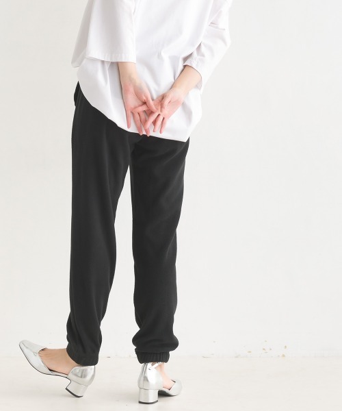 OMNES（オムネス）の「ふわ軽静電気防止マイクロフリースジョガーパンツ（その他パンツ・レディース・チャコールグレー/ベージュ/キャメル/ブラック・MEDIUM/LARGE）」の18枚目の写真