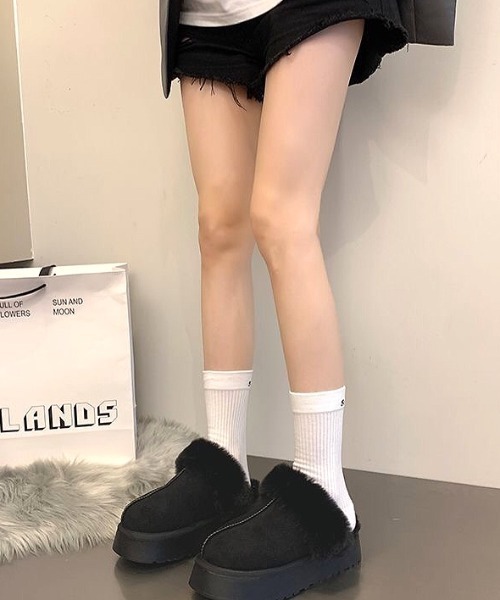 SHEENA(シーナ)の「厚底ムートンスリッポン(スリッポン・レディース・ブラック/キャメル・24cm/24.5cm/23.5cm/25cm)」の13枚目の写真