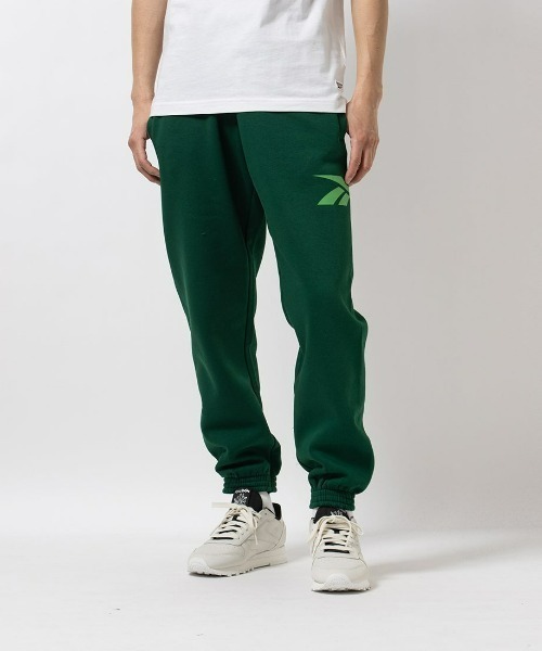 Reebok(リーボック)の「クラシック ビッグベクター パンツ / CL BV PANT(スウェットパンツ・メンズ・オフホワイト/ダークグリーン・LARGE/MEDIUM/SMALL/XX-LARGE/X-LARGE)」の2枚目の写真