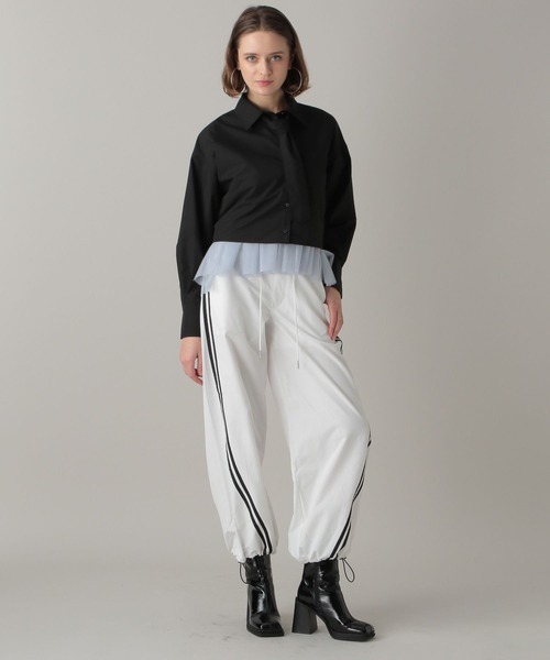 FOREVER 21（フォーエバー トゥエンティーワン）の「【2024SS】ネクタイ付きクロップドシャツ（シャツ/ブラウス・レディース・オフホワイト/ブラック/ライトブルー・FREE）」の15枚目の写真