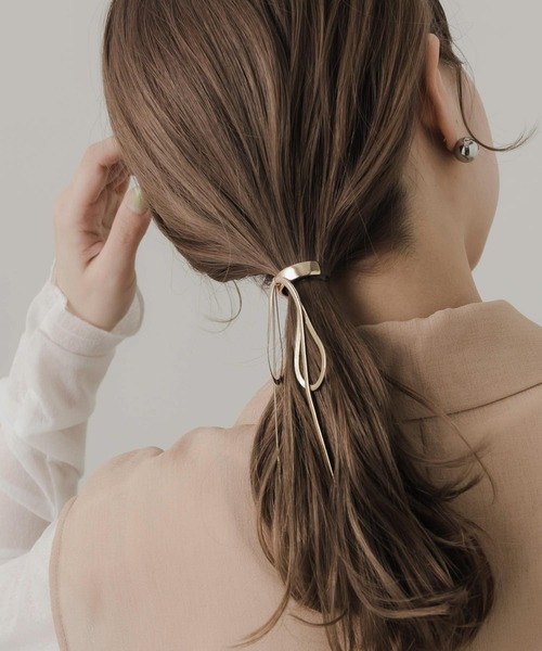 SMELLY（スメリー）の「スネークチェーンリボンヘアカフセット（その他ヘアアクセサリー・レディース・シルバー/ゴールド・-）」の4枚目の写真