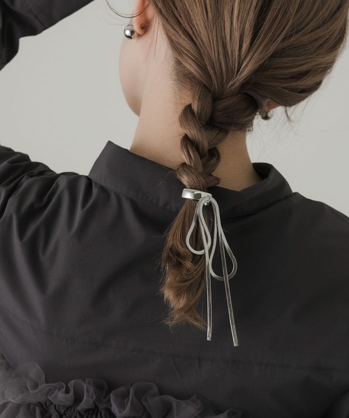 SMELLY（スメリー）の「スネークチェーンリボンヘアカフセット（その他ヘアアクセサリー・レディース・シルバー/ゴールド・-）」の8枚目の写真