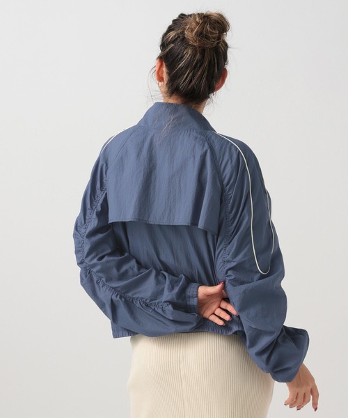 BAYFLOW(ベイフロー)の「ライントラックジャケット(ナイロンジャケット・レディース・ブラック/ブルー/オフホワイト・FREE)」の21枚目の写真