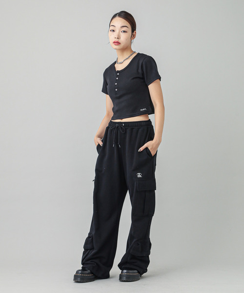 X-girl(エックスガール)の「HENLEY NECK S/S TOP(Tシャツ/カットソー・レディース・ブルー/ブラック/ホワイト・S/M)」の16枚目の写真