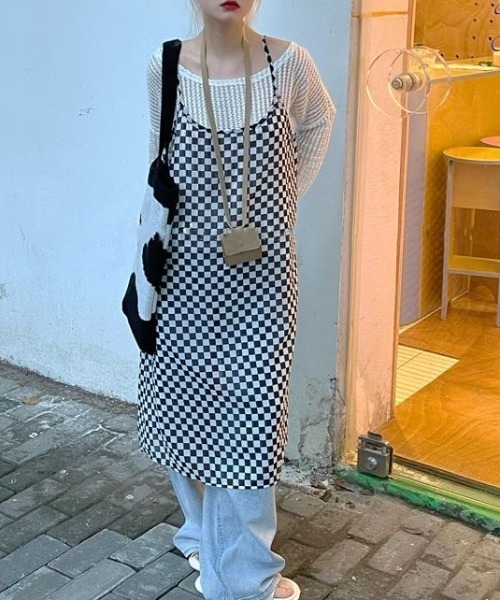 SHEENA(シーナ)の「チェッカーフラッグシアーキャミワンピース(ワンピース・レディース・ホワイト×ブラック・M)」の17枚目の写真