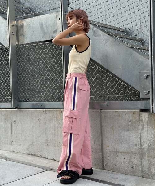 CIAOPANIC（チャオパニック）の「サイドライントラックカーゴパンツ（カーゴパンツ・レディース・ピンク/カーキ・FREE）」の8枚目の写真