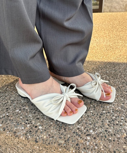 Birthday room（バースデイルーム）の「リボンサンダル（サンダル・レディース・ブラック/ホワイト・SMALL/MEDIUM/LARGE）」の12枚目の写真