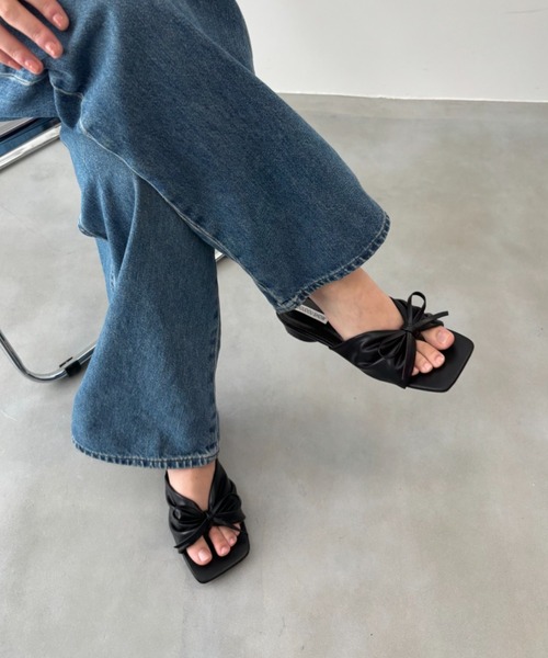 Birthday room（バースデイルーム）の「リボンサンダル（サンダル・レディース・ブラック/ホワイト・SMALL/MEDIUM/LARGE）」の10枚目の写真