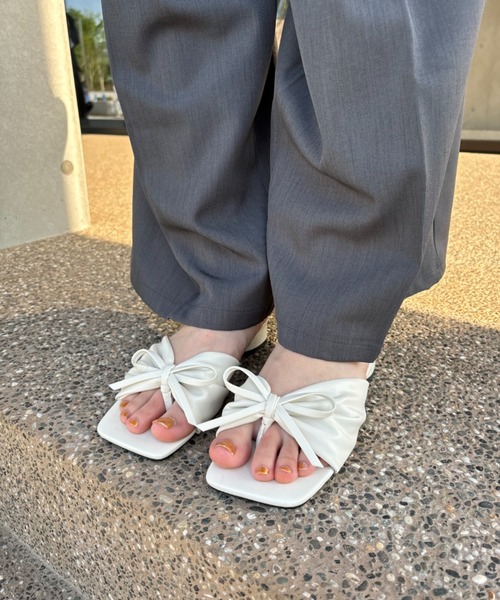 Birthday room（バースデイルーム）の「リボンサンダル（サンダル・レディース・ブラック/ホワイト・SMALL/MEDIUM/LARGE）」の16枚目の写真
