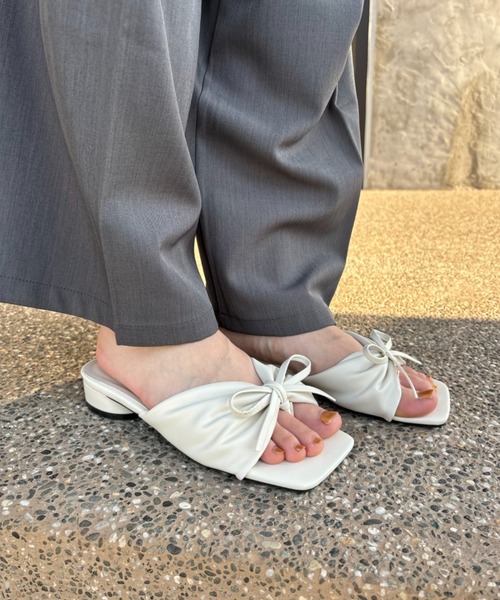 Birthday room（バースデイルーム）の「リボンサンダル（サンダル・レディース・ブラック/ホワイト・SMALL/MEDIUM/LARGE）」の13枚目の写真