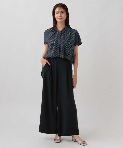 Elura（エルーラ）の「サラサラサマーボウタイブラウス/105363（シャツ/ブラウス・レディース・ホワイト系その他5/ホワイト/ブラック/ダークネイビー/ブルー系その他6・FREE）」の5枚目の写真