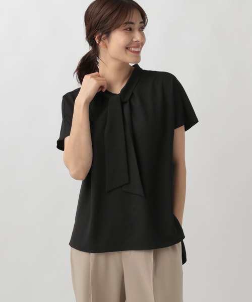 Elura（エルーラ）の「サラサラサマーボウタイブラウス/105363（シャツ/ブラウス・レディース・ホワイト系その他5/ホワイト/ブラック/ダークネイビー/ブルー系その他6・FREE）」の3枚目の写真