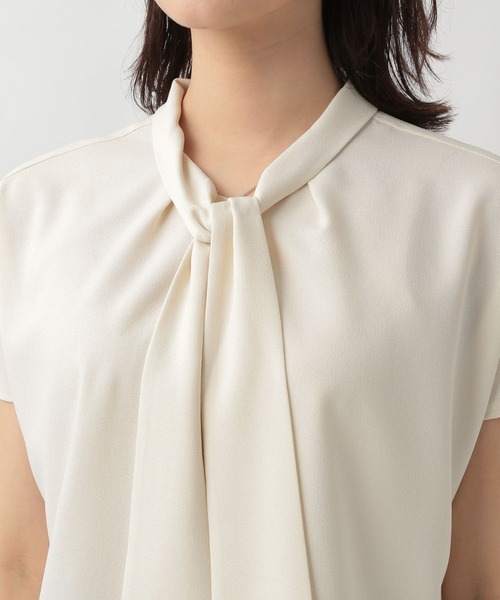 Elura（エルーラ）の「サラサラサマーボウタイブラウス/105363（シャツ/ブラウス・レディース・ホワイト系その他5/ホワイト/ブラック/ダークネイビー/ブルー系その他6・FREE）」の21枚目の写真