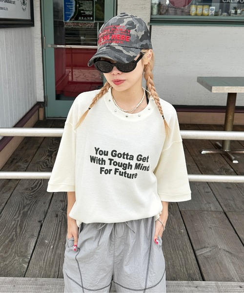 sedacle(セダクル)の「ワッフルスタッズTEE(Tシャツ/カットソー・メンズ・ベージュ/ブラック/アイボリー・SMALL/MEDIUM/LARGE)」の2枚目の写真