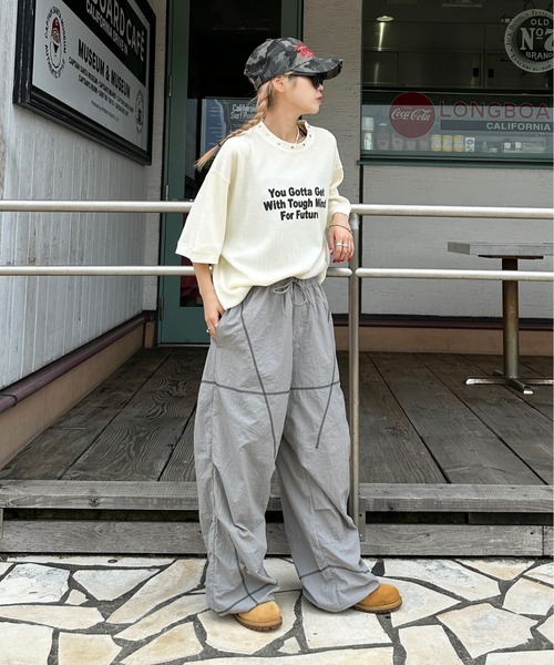 sedacle(セダクル)の「ワッフルスタッズTEE(Tシャツ/カットソー・メンズ・ベージュ/ブラック/アイボリー・SMALL/MEDIUM/LARGE)」の9枚目の写真