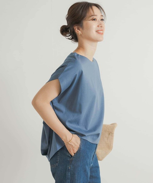 URBAN RESEARCH DOORS（アーバンリサーチドアーズ）の「コットンバックタックフレンチプルオーバー（Tシャツ/カットソー・レディース・ブラック/オフホワイト/ブルー/チャコールグレー・MEDIUM）」の4枚目の写真