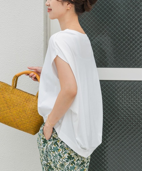 URBAN RESEARCH DOORS（アーバンリサーチドアーズ）の「コットンバックタックフレンチプルオーバー（Tシャツ/カットソー・レディース・ブラック/オフホワイト/ブルー/チャコールグレー・MEDIUM）」の12枚目の写真