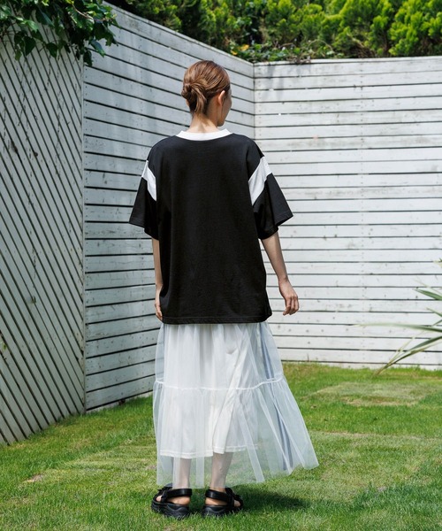 LAKOLE(ラコレ)の「サイドラインチュールスカート / 129024(スカート・レディース・ブラック/オフホワイト/グレー・SMALL/MEDIUM)」の6枚目の写真