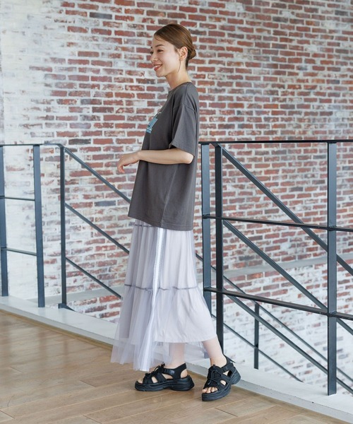 LAKOLE(ラコレ)の「サイドラインチュールスカート / 129024(スカート・レディース・ブラック/オフホワイト/グレー・SMALL/MEDIUM)」の12枚目の写真