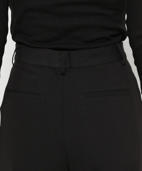 LEPSIM（レプシィム）の「【FOR I SERIES】タックワイドパンツ　138597（その他パンツ・レディース・ブラック/カーキブラウン/グレー・MEDIUM/SMALL）」の17枚目の写真