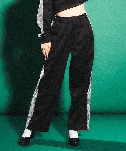 PUNYUS（プニュズ）の「レースライントラックパンツ（その他パンツ・レディース・ブルー/グレー/ワイン/ブラック・1/2/3/4）」の3枚目の写真