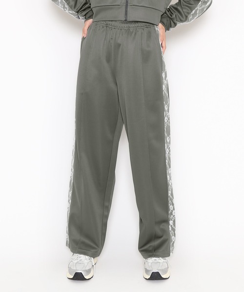 PUNYUS（プニュズ）の「レースライントラックパンツ（その他パンツ・レディース・ブルー/グレー/ワイン/ブラック・1/2/3/4）」の9枚目の写真