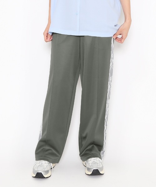 PUNYUS（プニュズ）の「レースライントラックパンツ（その他パンツ・レディース・ブルー/グレー/ワイン/ブラック・1/2/3/4）」の6枚目の写真