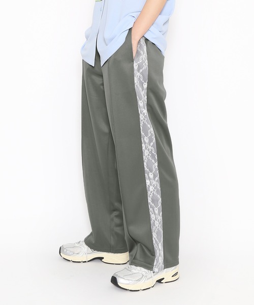 PUNYUS（プニュズ）の「レースライントラックパンツ（その他パンツ・レディース・ブルー/グレー/ワイン/ブラック・1/2/3/4）」の5枚目の写真