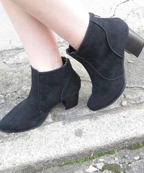 Chico（チコ）の「【who's who Chico】スエードブーツ（ブーツ・レディース・ブラック/ブラウン・MEDIUM/SMALL/LARGE）」の2枚目の写真