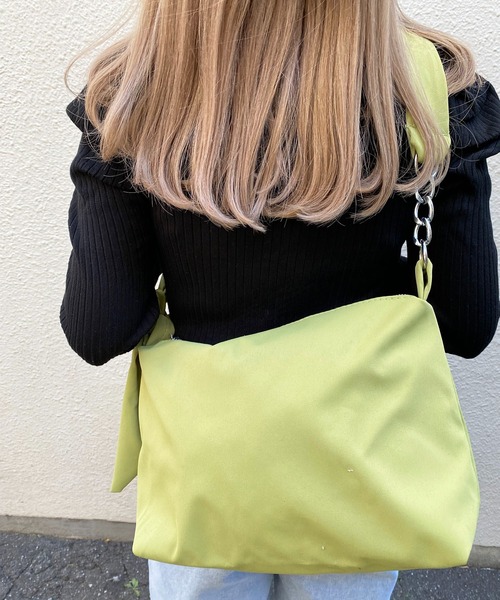 SHEPP(シープ)の「チェーンベルト ショルダーバッグ(ショルダーバッグ・レディース・グリーン/ブラック・F)」の5枚目の写真