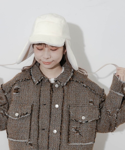 SMELLY（スメリー）の「2WAYフライトキャップ（キャップ・レディース・ブラック/アイボリー・-）」の6枚目の写真