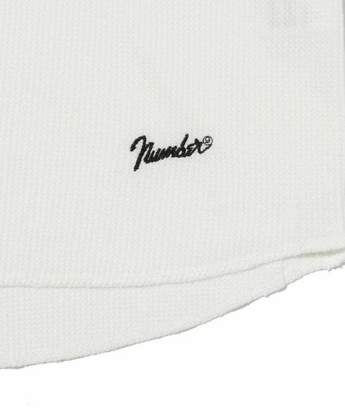 NUMBER (N)INE（ナンバーナイン）の「FRUIT OF THE LOOMxNUMBER(N)INE パックヘンリーネック / Tシャツ / コラボ / ナンバーナイン / 半袖 / ワンポイント / 刺繍 / ベーシック / ユニセックス（Tシャツ/カットソー・メンズ・ホワイト/ブラック/グレー・XL/M/L）」の10枚目の写真