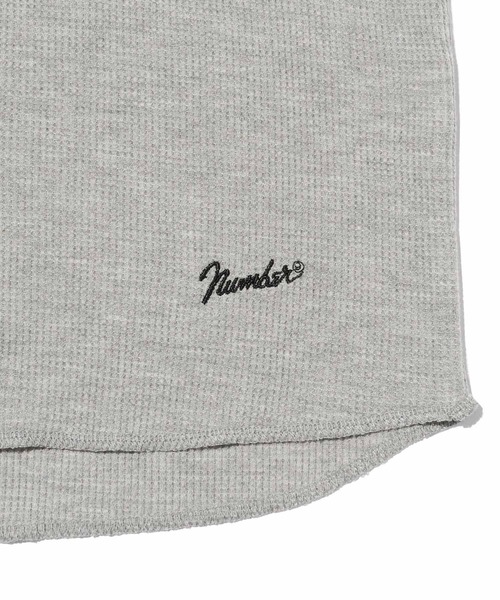 NUMBER (N)INE（ナンバーナイン）の「FRUIT OF THE LOOMxNUMBER(N)INE パックヘンリーネック / Tシャツ / コラボ / ナンバーナイン / 半袖 / ワンポイント / 刺繍 / ベーシック / ユニセックス（Tシャツ/カットソー・メンズ・ホワイト/ブラック/グレー・XL/M/L）」の19枚目の写真