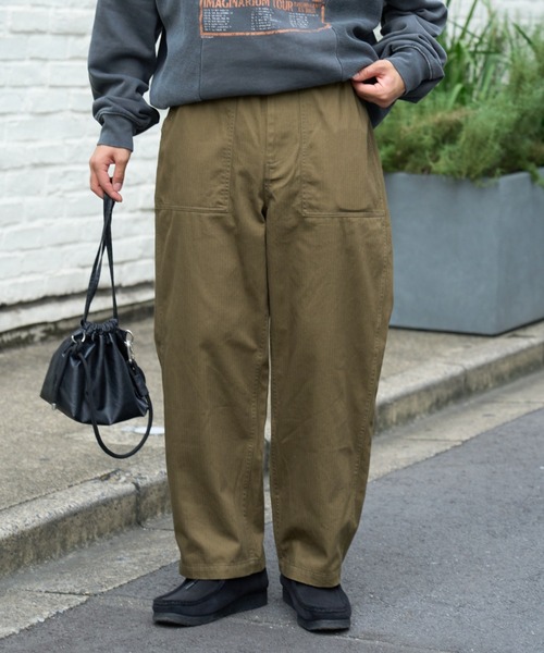 CIAOPANIC TYPY(チャオパニックティピー)の「ヘリンボンストレートベイカーワイドパンツ(チノパンツ・メンズ・ブラック/カーキ/ベージュ・MEDIUM/LARGE)」の3枚目の写真