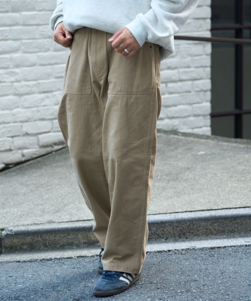 CIAOPANIC TYPY(チャオパニックティピー)の「ヘリンボンストレートベイカーワイドパンツ(チノパンツ・メンズ・ブラック/カーキ/ベージュ・MEDIUM/LARGE)」の16枚目の写真