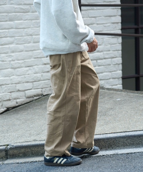 CIAOPANIC TYPY(チャオパニックティピー)の「ヘリンボンストレートベイカーワイドパンツ(チノパンツ・メンズ・ブラック/カーキ/ベージュ・MEDIUM/LARGE)」の18枚目の写真