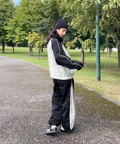 Chillfar（チルファー）の「サイドジップ切り替えナイロンパンツ / セットアップ着用可（その他パンツ・レディース・ライトグレー/レッド/ネイビー/チャコール/ブラック・FREE）」の17枚目の写真