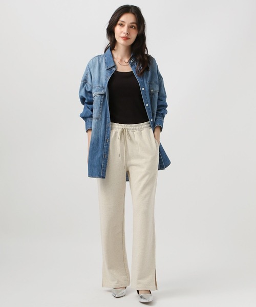 BAYFLOW（ベイフロー）の「[セットアップで着用可能]スウェットスリットパンツ（スウェットパンツ・レディース・グレー/ネイビー/オフホワイト・MEDIUM/SMALL）」の5枚目の写真