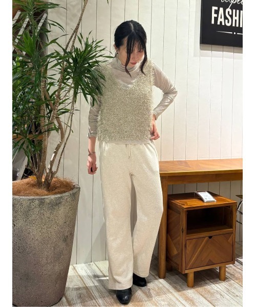 BAYFLOW（ベイフロー）の「[セットアップで着用可能]スウェットスリットパンツ（スウェットパンツ・レディース・グレー/ネイビー/オフホワイト・MEDIUM/SMALL）」の22枚目の写真