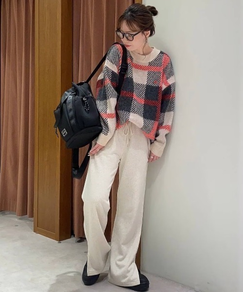 BAYFLOW（ベイフロー）の「[セットアップで着用可能]スウェットスリットパンツ（スウェットパンツ・レディース・グレー/ネイビー/オフホワイト・MEDIUM/SMALL）」の20枚目の写真