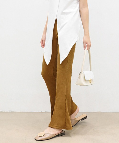 Sibra（シブラ）の「リブフレアーパンツ（その他パンツ・レディース・キャメル/ブラック・M）」の8枚目の写真