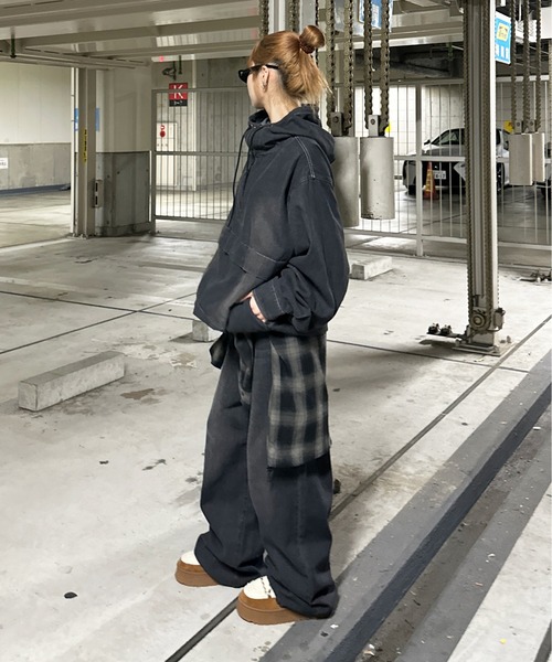 sedacle(セダクル)の「オーバーダイデニムアノラック(パーカー・メンズ・インディゴブルー/ライトブルー/ブラック・SMALL/MEDIUM/LARGE)」の4枚目の写真