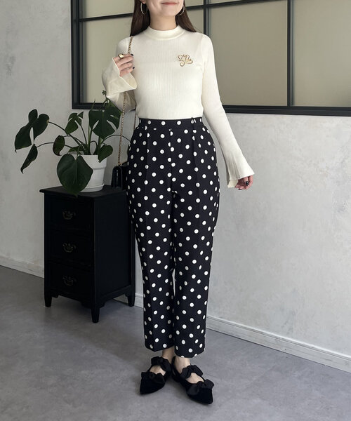 prose verse（プロズヴェール）の「フレアスリーブハイネックニット（ニット/セーター・レディース・レッド/ホワイト系その他/グレー/アイボリー/ブラック・MEDIUM/LARGE）」の11枚目の写真