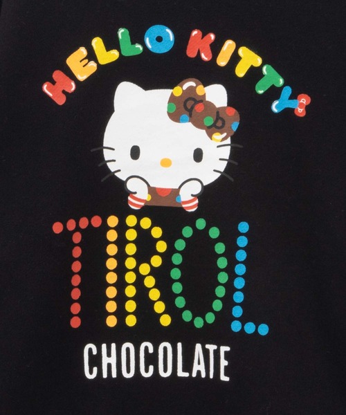 sanrio（サンリオ）の「Sanrio characters × チロルチョコ キティ プリント トレーナー（スウェット・キッズ・ブラック・160/150/140/130/120/110）」の3枚目の写真